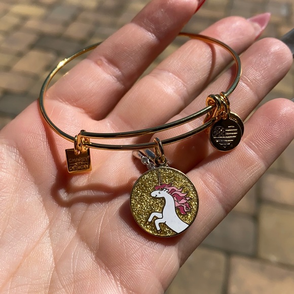 Unicorn bracelet - Picture 1 of 2